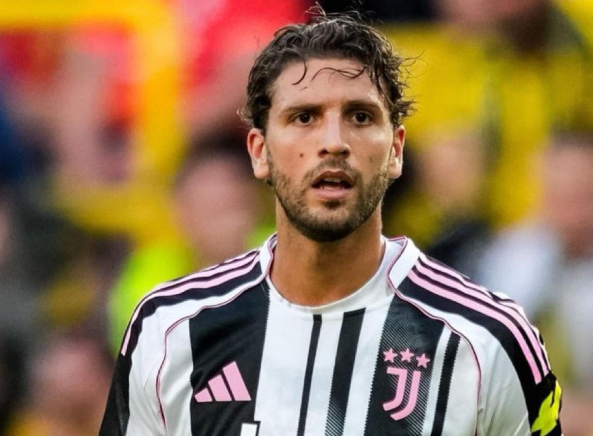 记者:吉达国民很可能会开出全新报价,继续求购洛卡特利