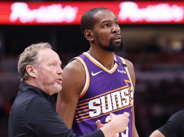 华体会体育在线-揭秘太阳换帅+甩卖杜兰特背后：1年烧钱3.67亿美金