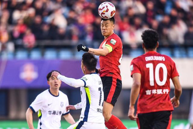 赛事平台-【中超】谭龙破僵帕拉西奥斯破门 三镇1比1扳平亚泰