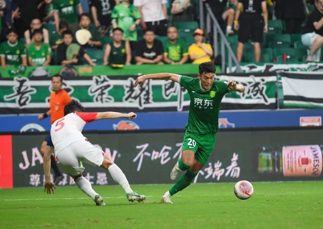 华体会官网-八月双线抢分攻略受创 “工体魔咒”下申花金身告破