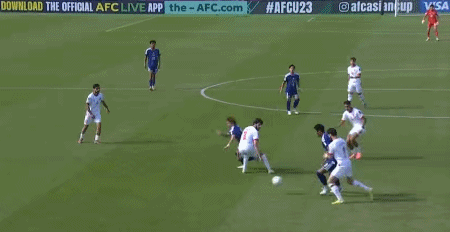 足球直播-半场：日本U23 0-1约旦U23，阿赛扎破门