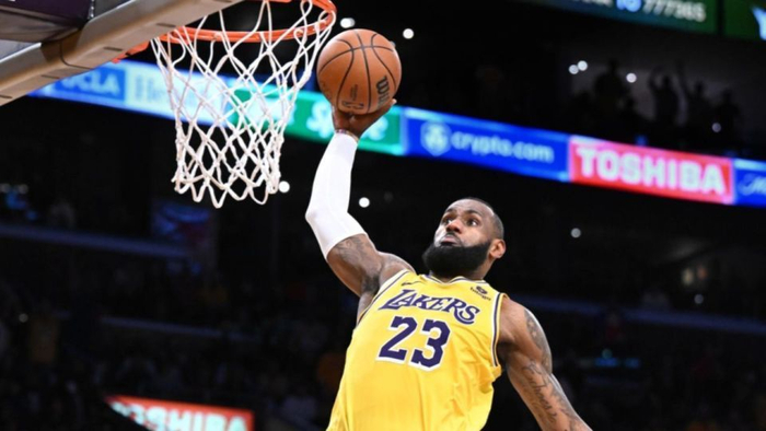 体育资讯-库里:我总决赛14次单场30+,乔丹:我23次,他:麻烦让一让|斯蒂芬·库里|科比·布莱恩特|投篮|FMVP|NBA_新浪体育_新浪新闻