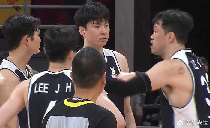 篮球直播-日本赢韩国，下半场像换了一支队，中国台北悄悄改写亚洲篮球地图|中国台北队|李贤重|篮板|韩国队|日本队_新浪体育_新浪新闻