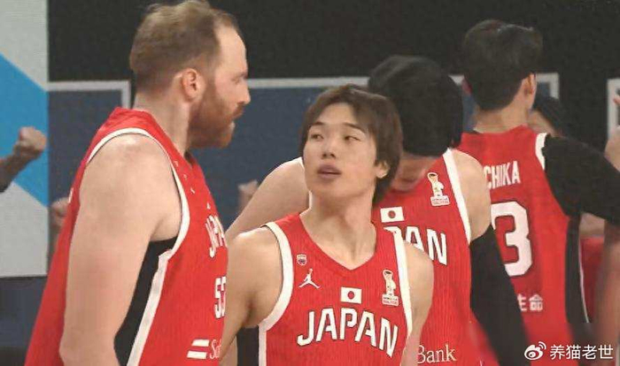 篮球直播-日本赢韩国，下半场像换了一支队，中国台北悄悄改写亚洲篮球地图|中国台北队|李贤重|篮板|韩国队|日本队_新浪体育_新浪新闻